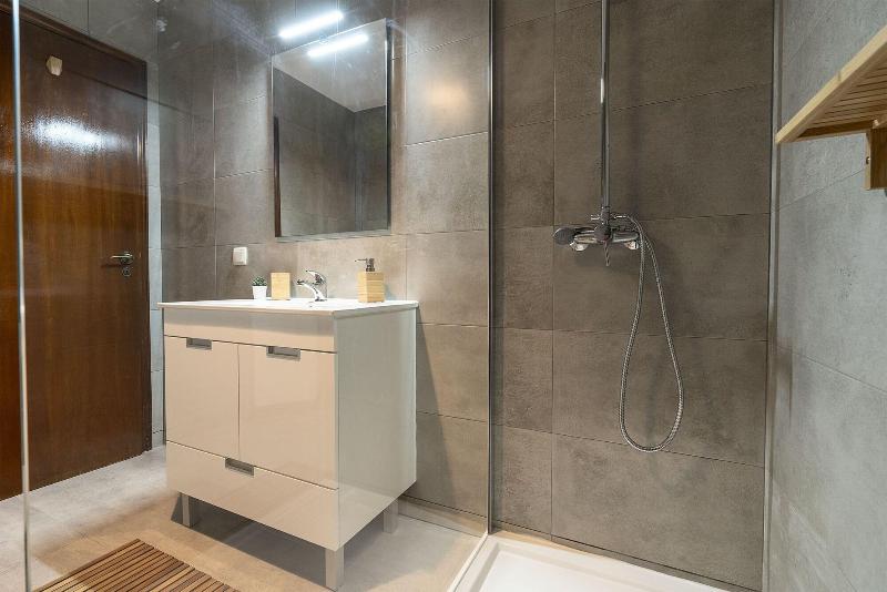 Ericeira Paradise House & Suites image