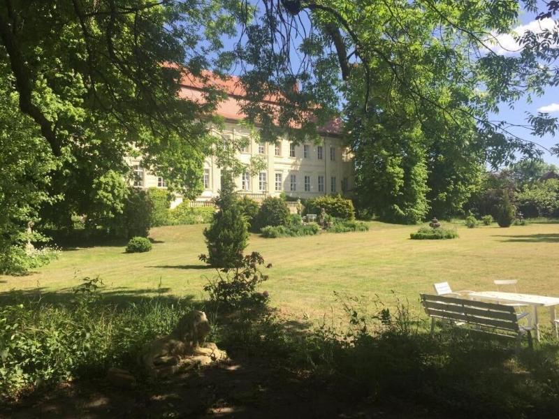 Schloss Dretzel image