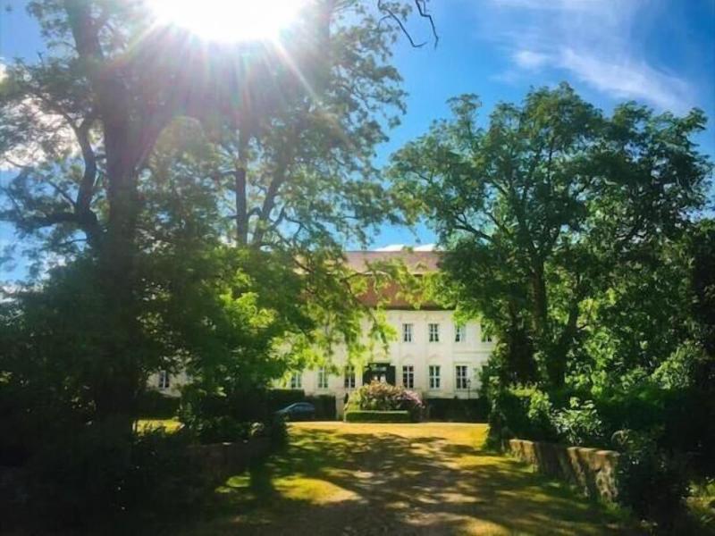 Schloss Dretzel image