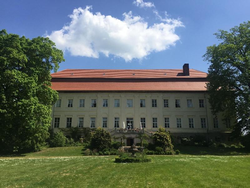 Schloss Dretzel image