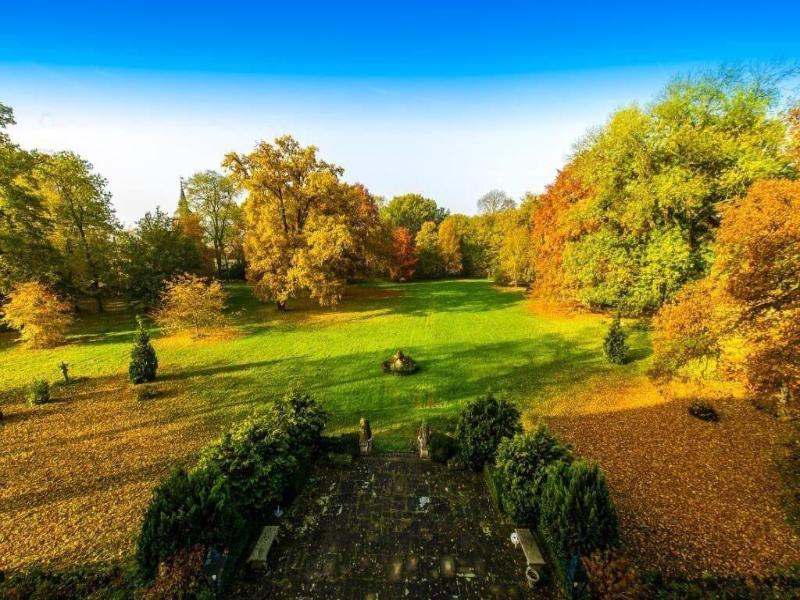 Schloss Dretzel image
