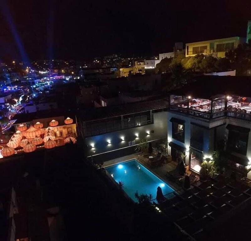 Art & Interiors Boutique Hotel — general view