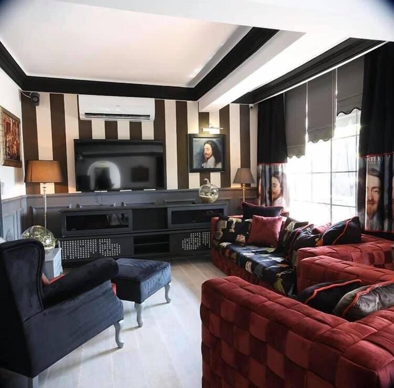 Art & Interiors Boutique Hotel image