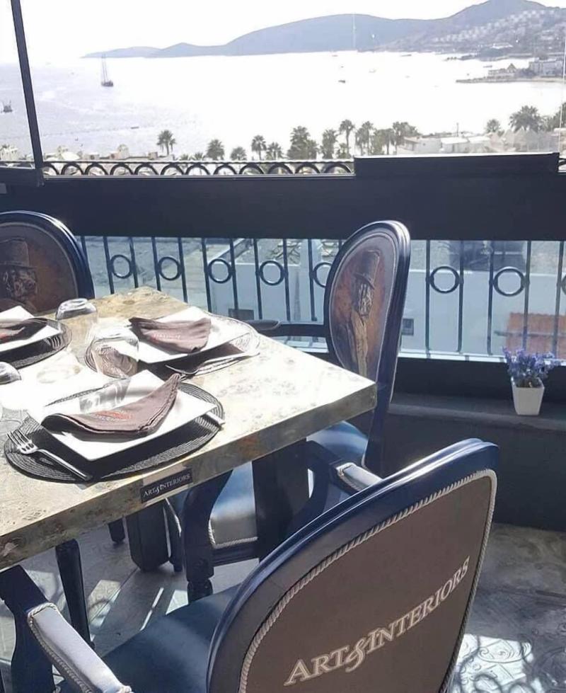 Art & Interiors Boutique Hotel image