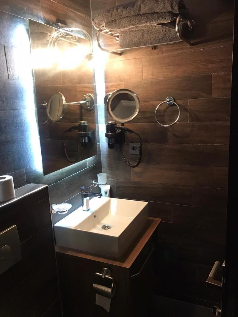 Art & Interiors Boutique Hotel image