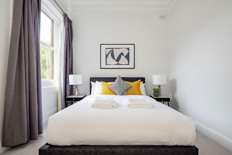 3 Sloane Gardens by UnderTheDoormat image