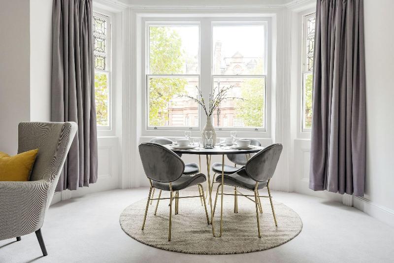 3 Sloane Gardens by UnderTheDoormat image
