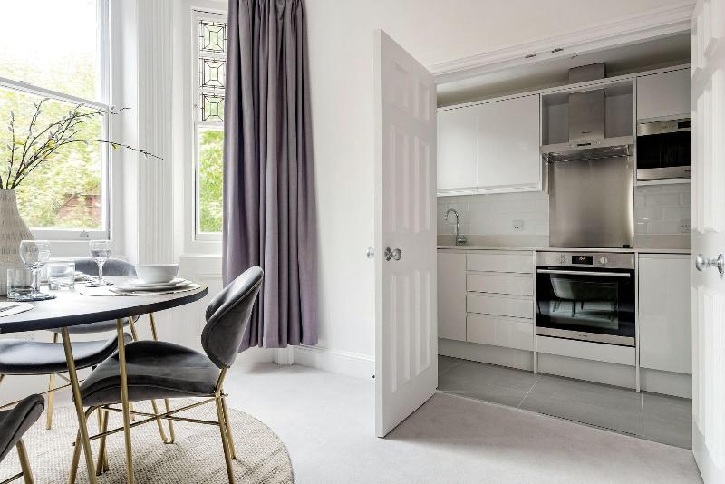 3 Sloane Gardens by UnderTheDoormat image