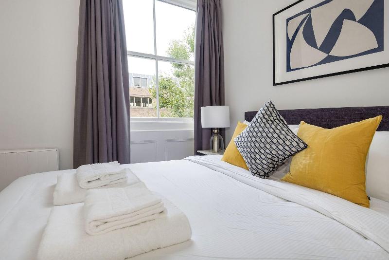 3 Sloane Gardens by UnderTheDoormat image