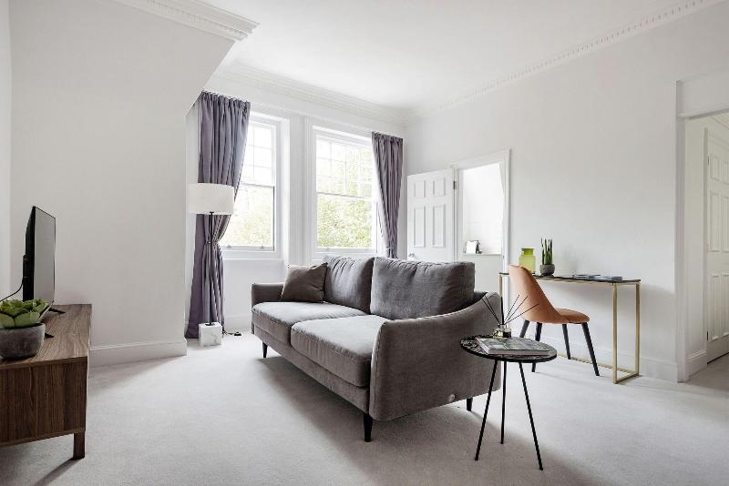 3 Sloane Gardens by UnderTheDoormat image