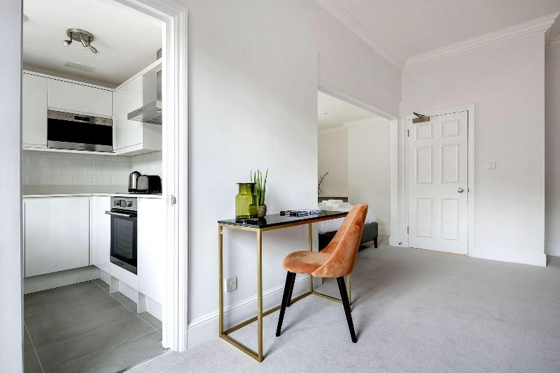 3 Sloane Gardens by UnderTheDoormat image