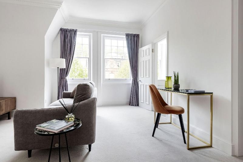 3 Sloane Gardens by UnderTheDoormat image