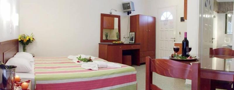 Plaka Hotel I image