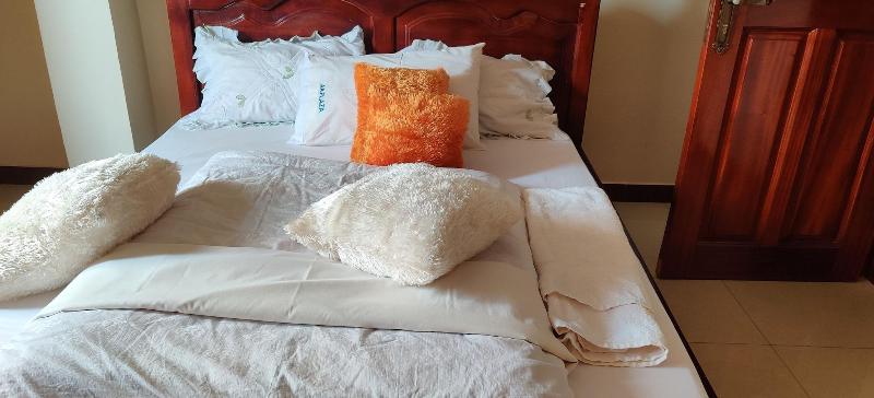 Airport Hotel Entebbe image