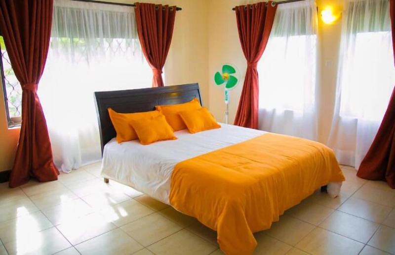 Airport Hotel Entebbe image