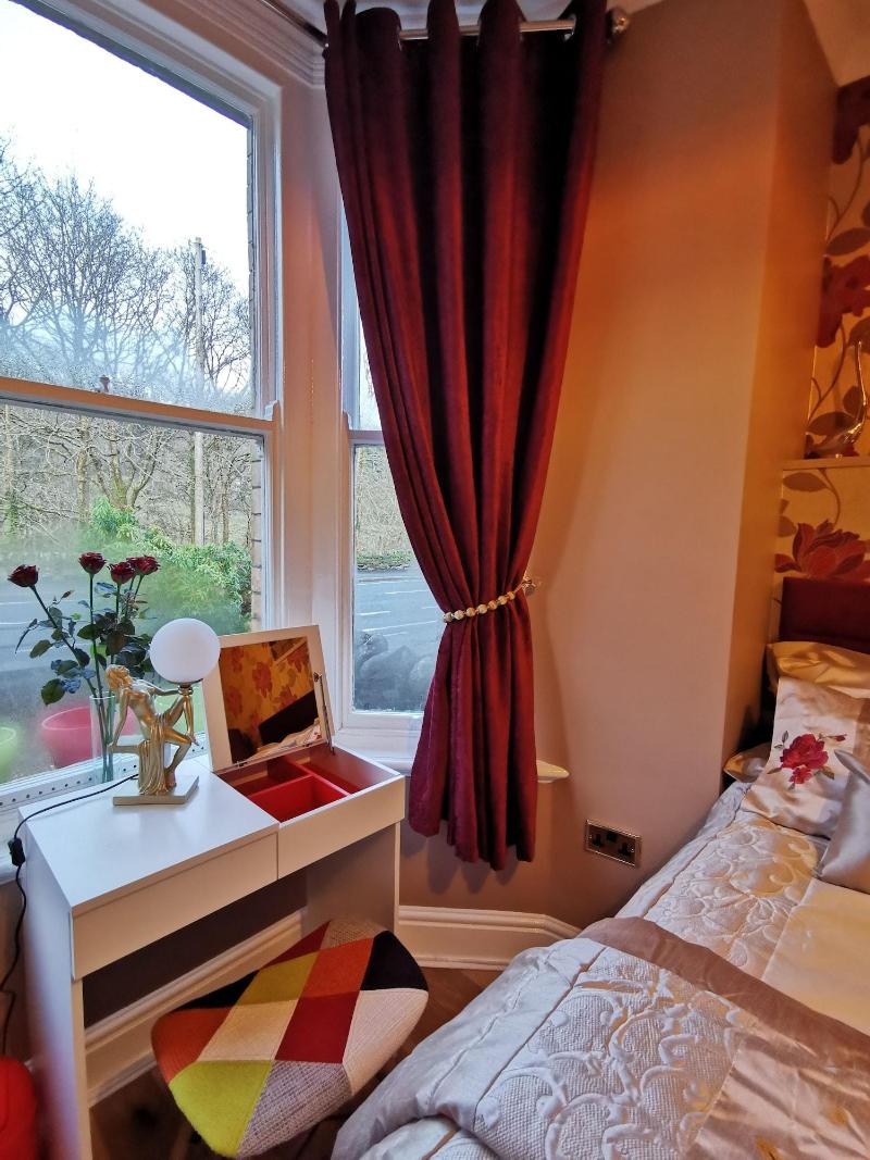 Dolweunydd Bed & Breakfast image