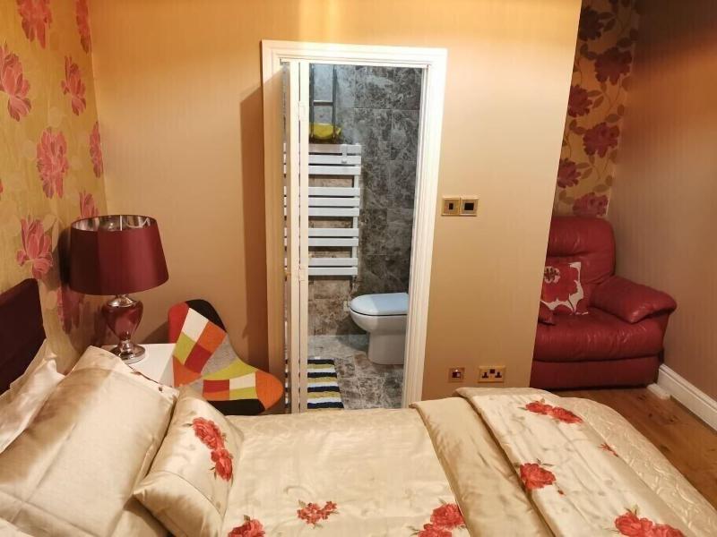 Dolweunydd Bed & Breakfast image