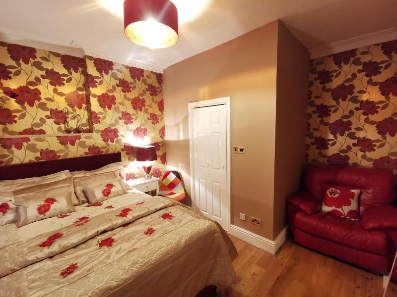 Dolweunydd Bed & Breakfast image