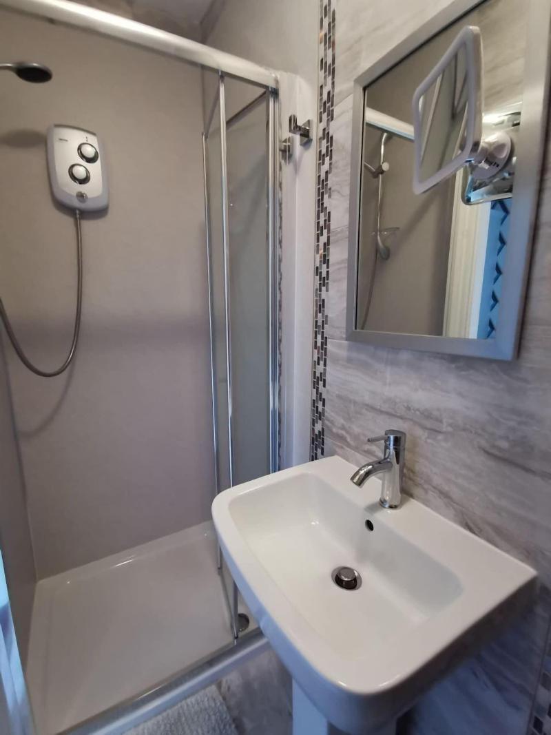 Dolweunydd Bed & Breakfast image