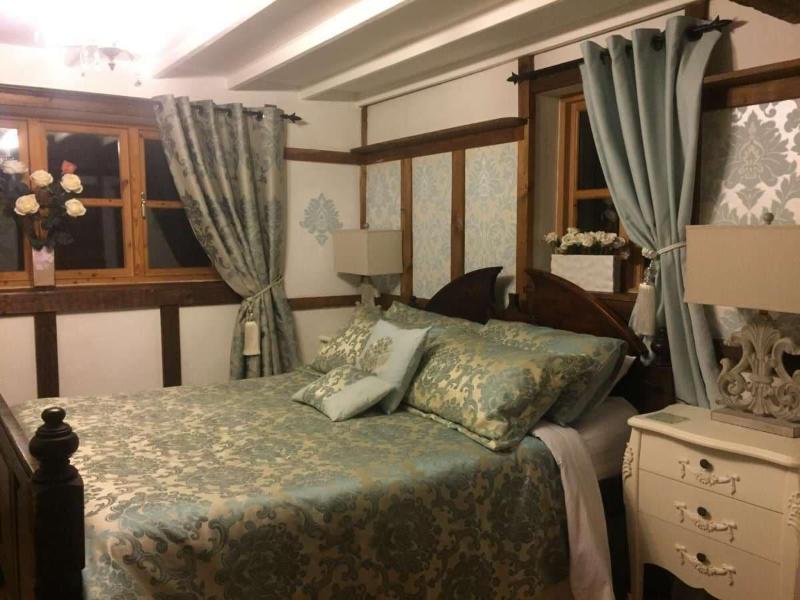 Dolweunydd Bed & Breakfast image