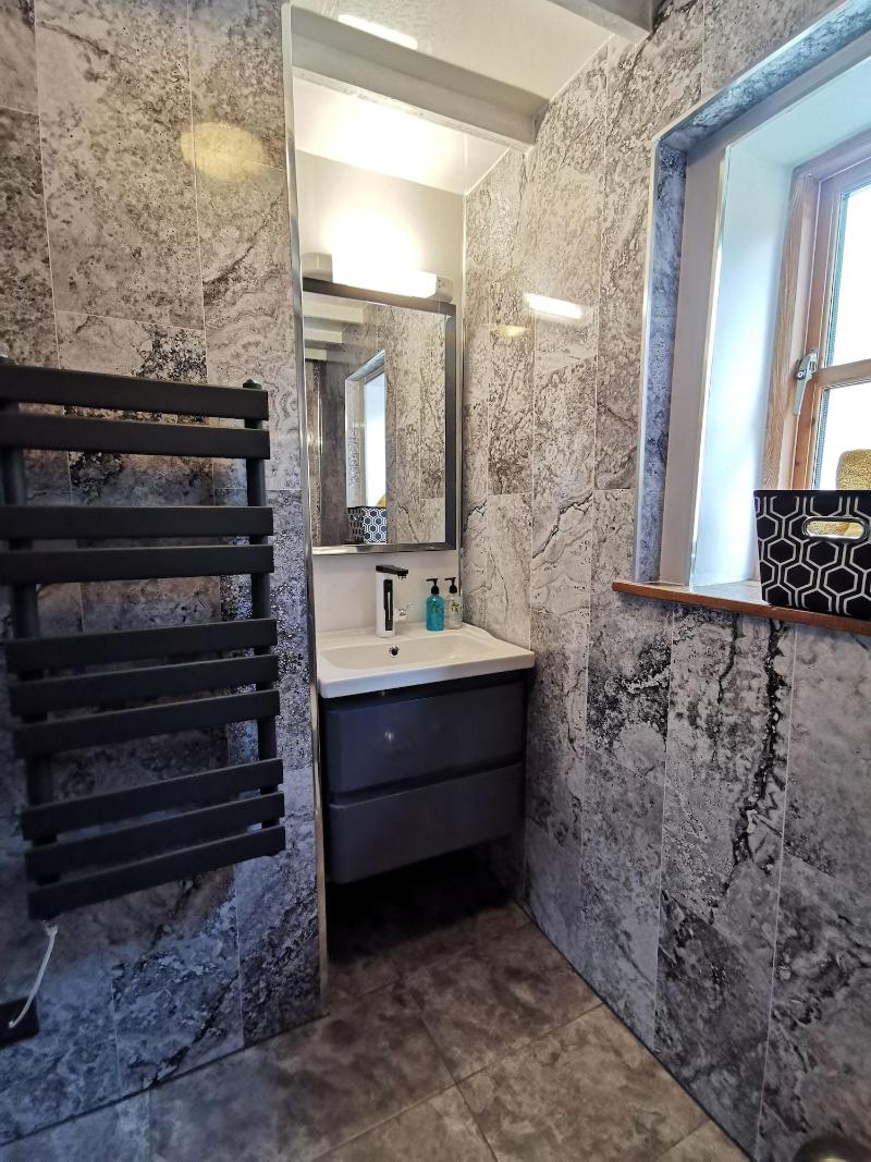 Dolweunydd Bed & Breakfast image