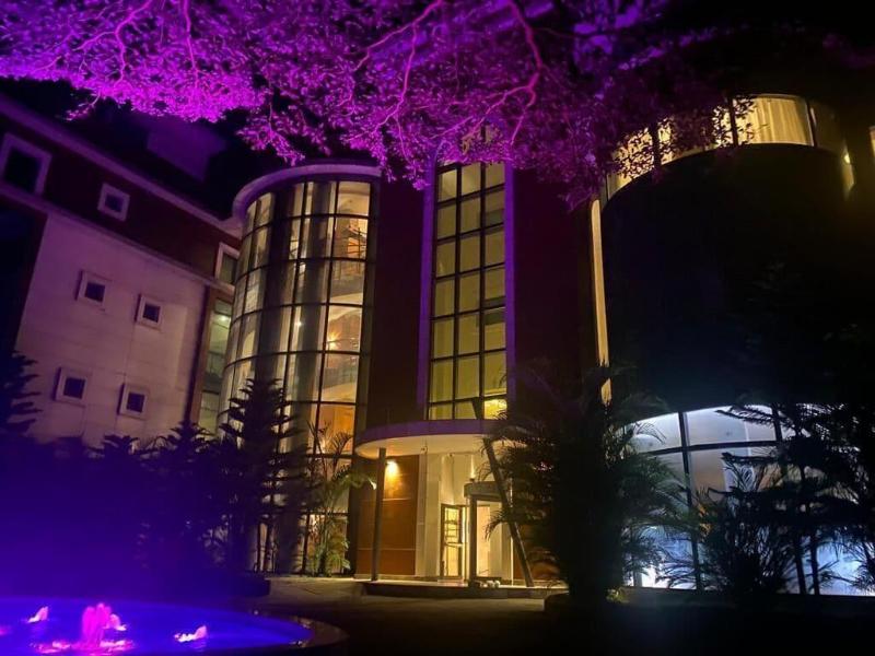 Charleson Luxury Hotel image