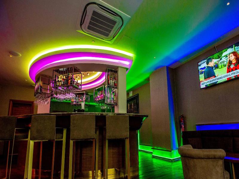 Charleson Luxury Hotel image