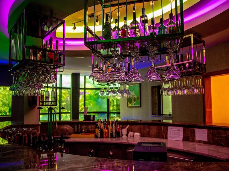 Charleson Luxury Hotel image