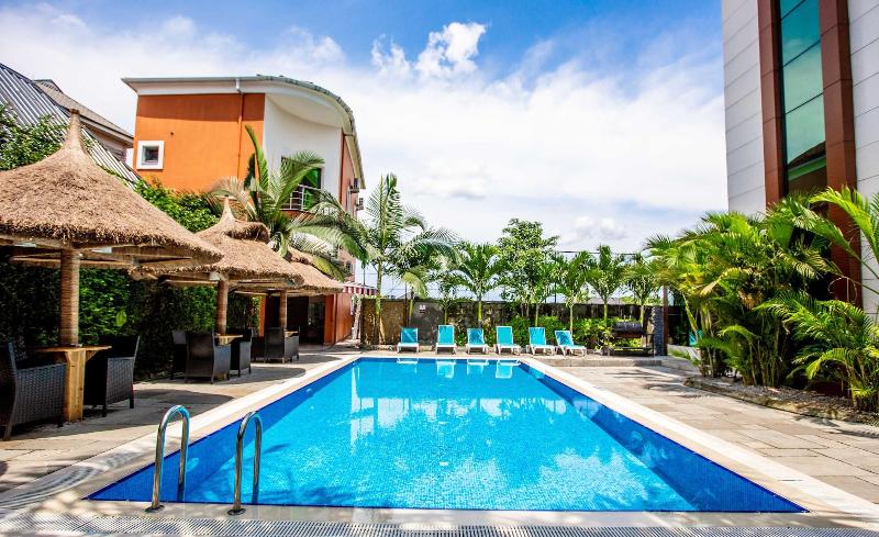 Charleson Luxury Hotel image
