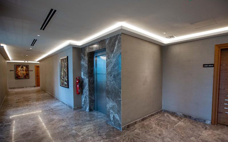 Charleson Luxury Hotel image