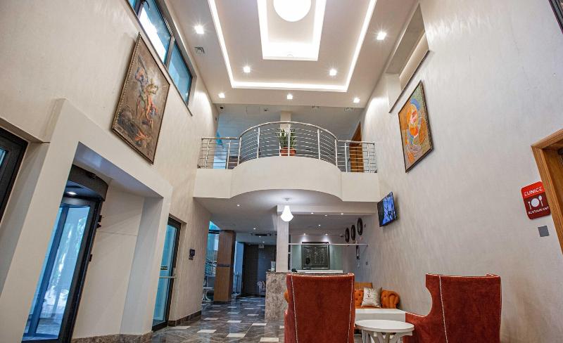 Charleson Luxury Hotel image