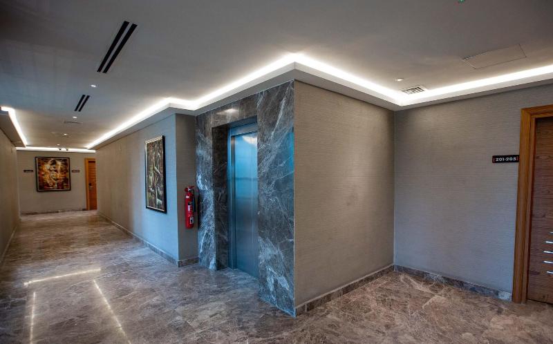 Charleson Luxury Hotel image