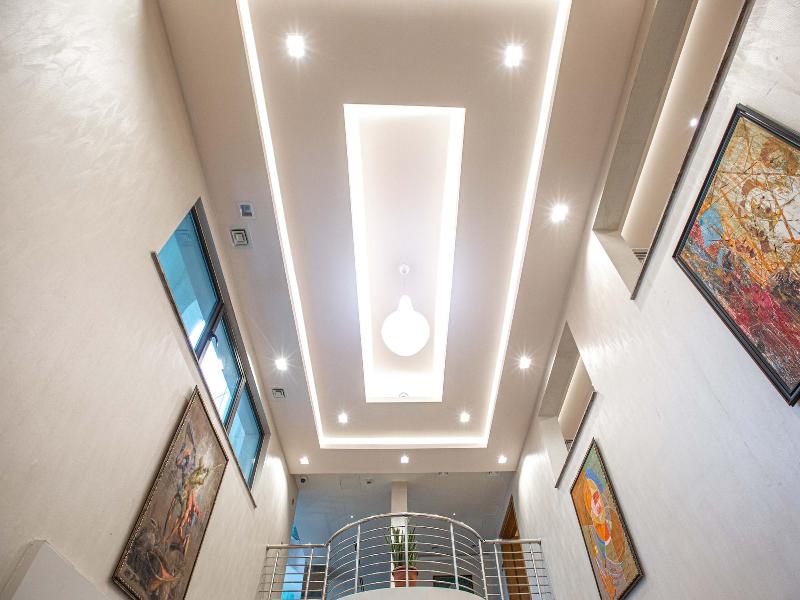 Charleson Luxury Hotel image