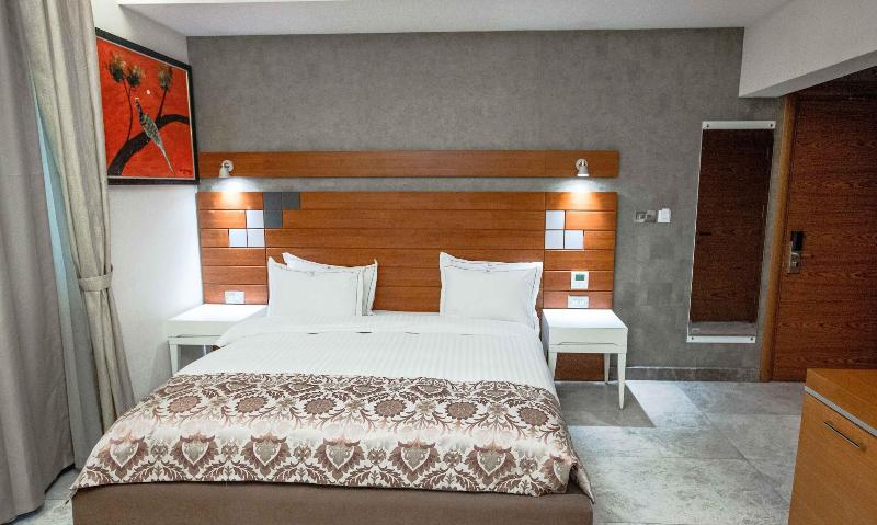 Charleson Luxury Hotel image