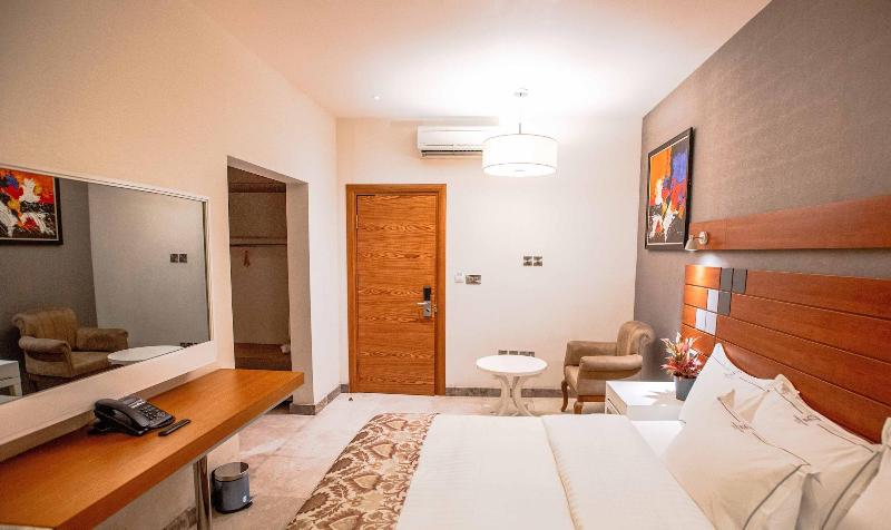 Charleson Luxury Hotel image