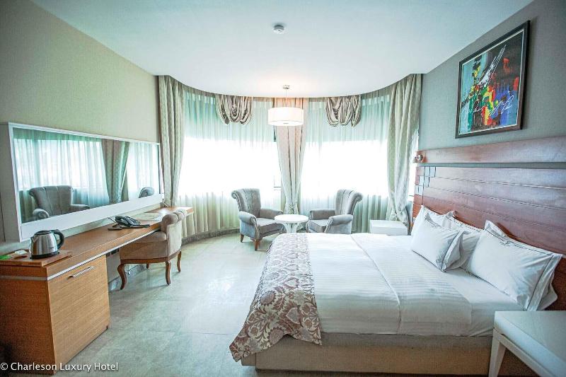 Charleson Luxury Hotel image