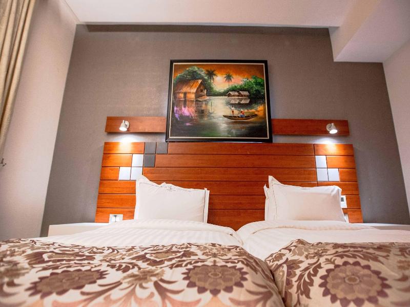 Charleson Luxury Hotel image