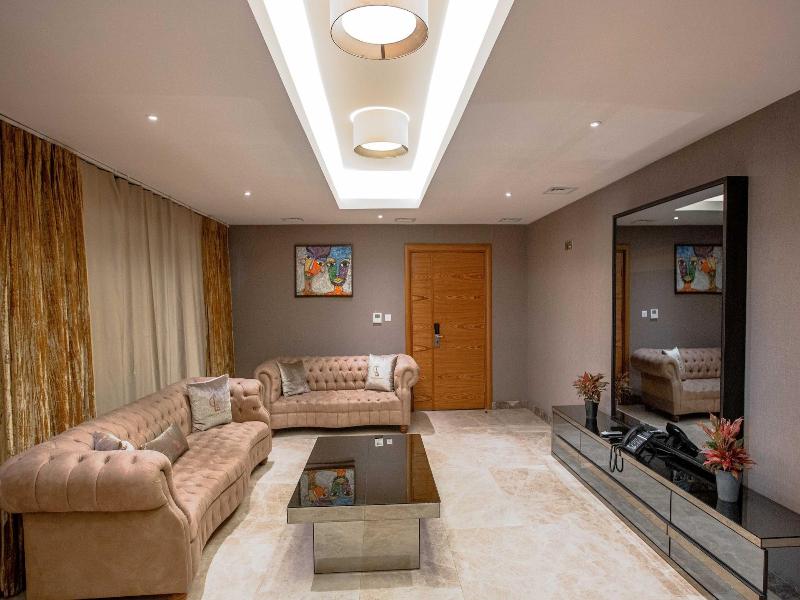 Charleson Luxury Hotel image