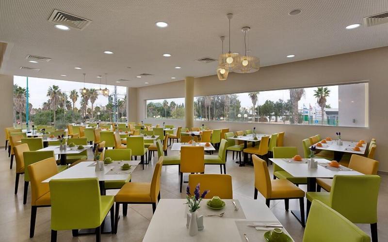 Desert Irus Hotel image 3