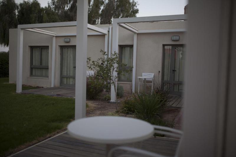 Desert Irus Hotel image 8