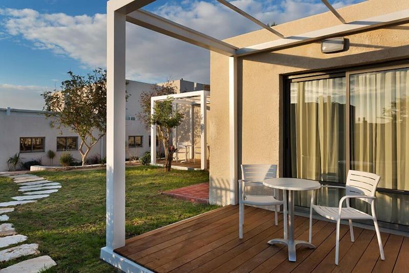 Desert Irus Hotel image
