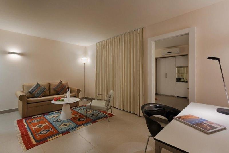 Desert Irus Hotel image