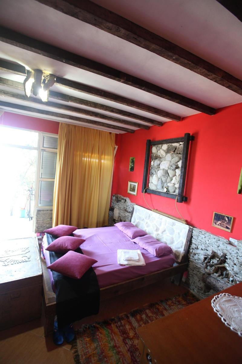 Vila Oda e Miqve image