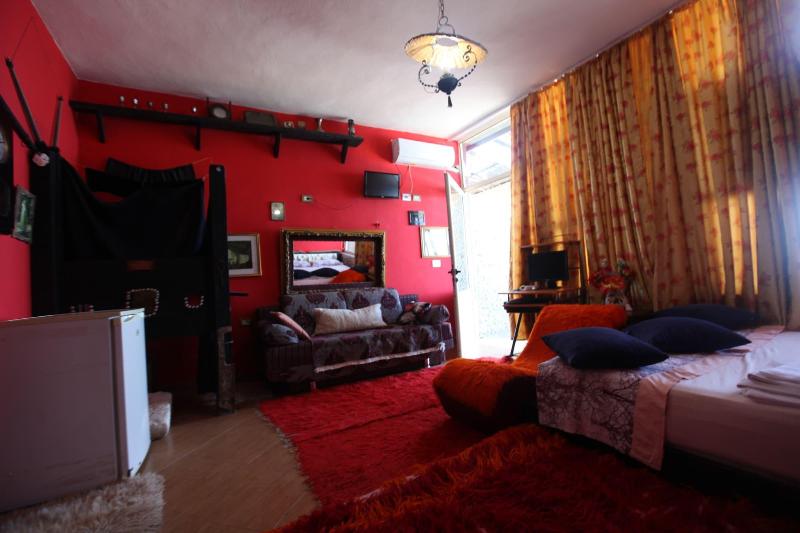 Vila Oda e Miqve image