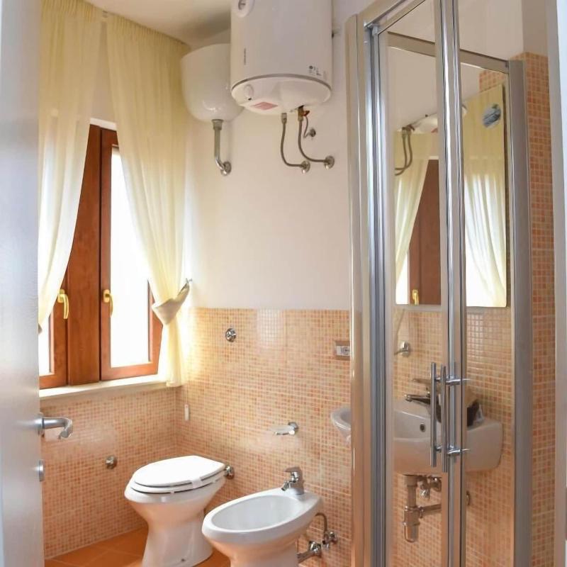 English Inn rooms image 5