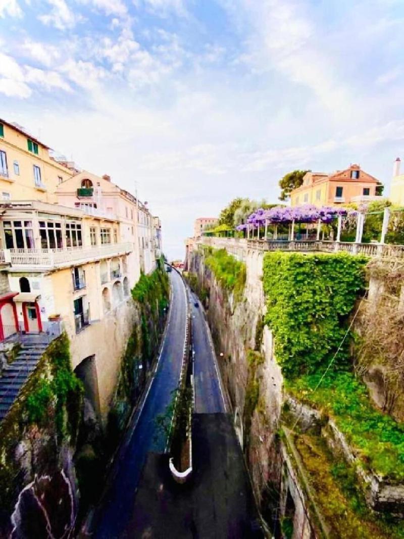 Parco Tasso Guest House image