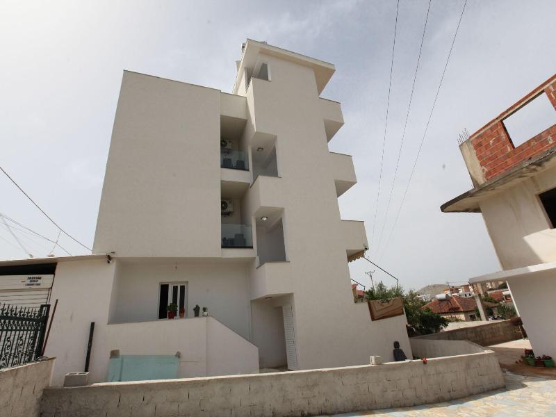 Vila Mucodemi image