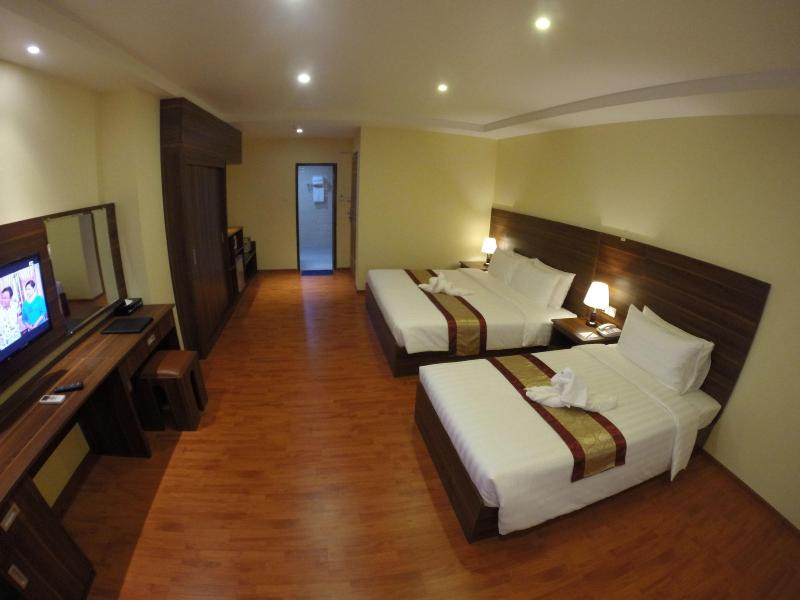 Silver Green Hotel Yangon image