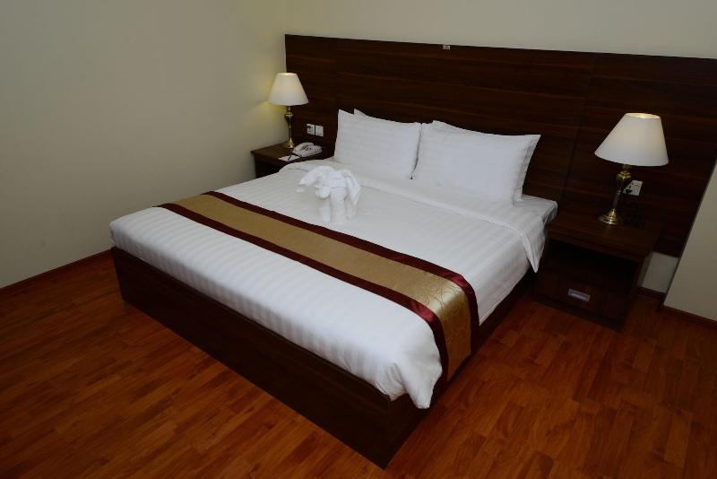 Silver Green Hotel Yangon image