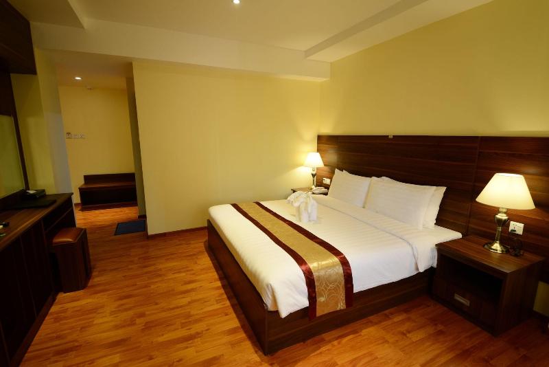 Silver Green Hotel Yangon image